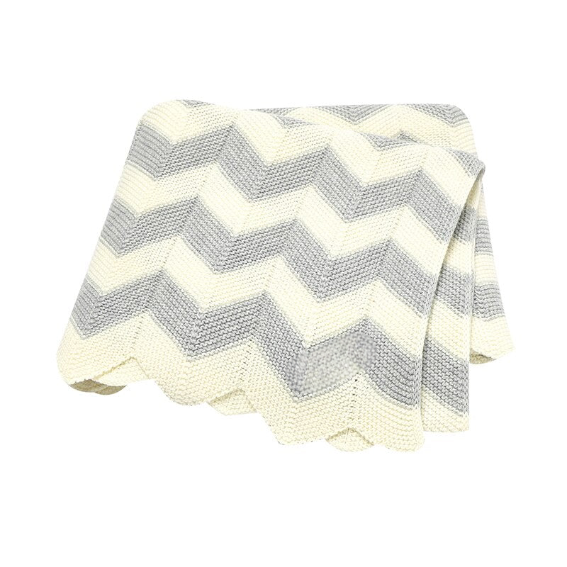 Zigzag Knitted Blanket - ottieandolsen