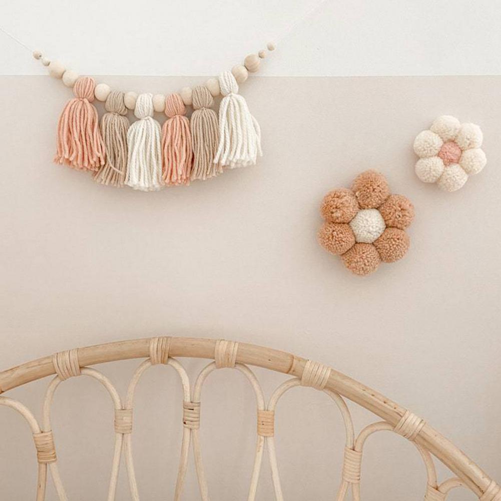 Pastel Tassel Garland - ottieandolsen